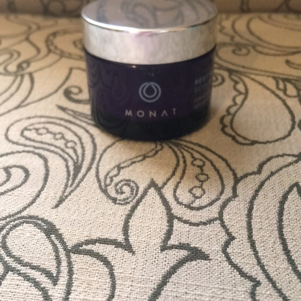 Monat Sculpting Taffy